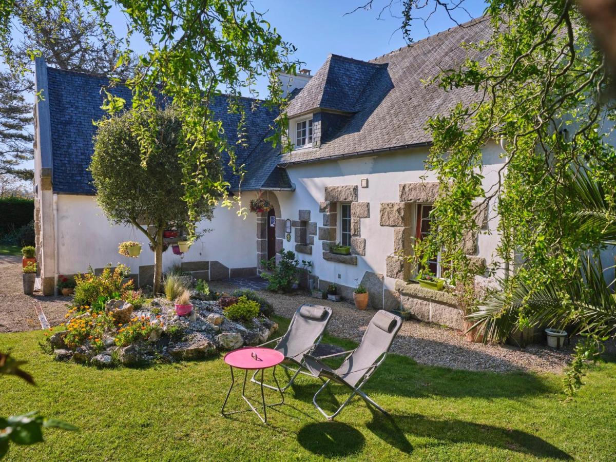 Les Roses Bed & Breakfast Santec Bagian luar foto