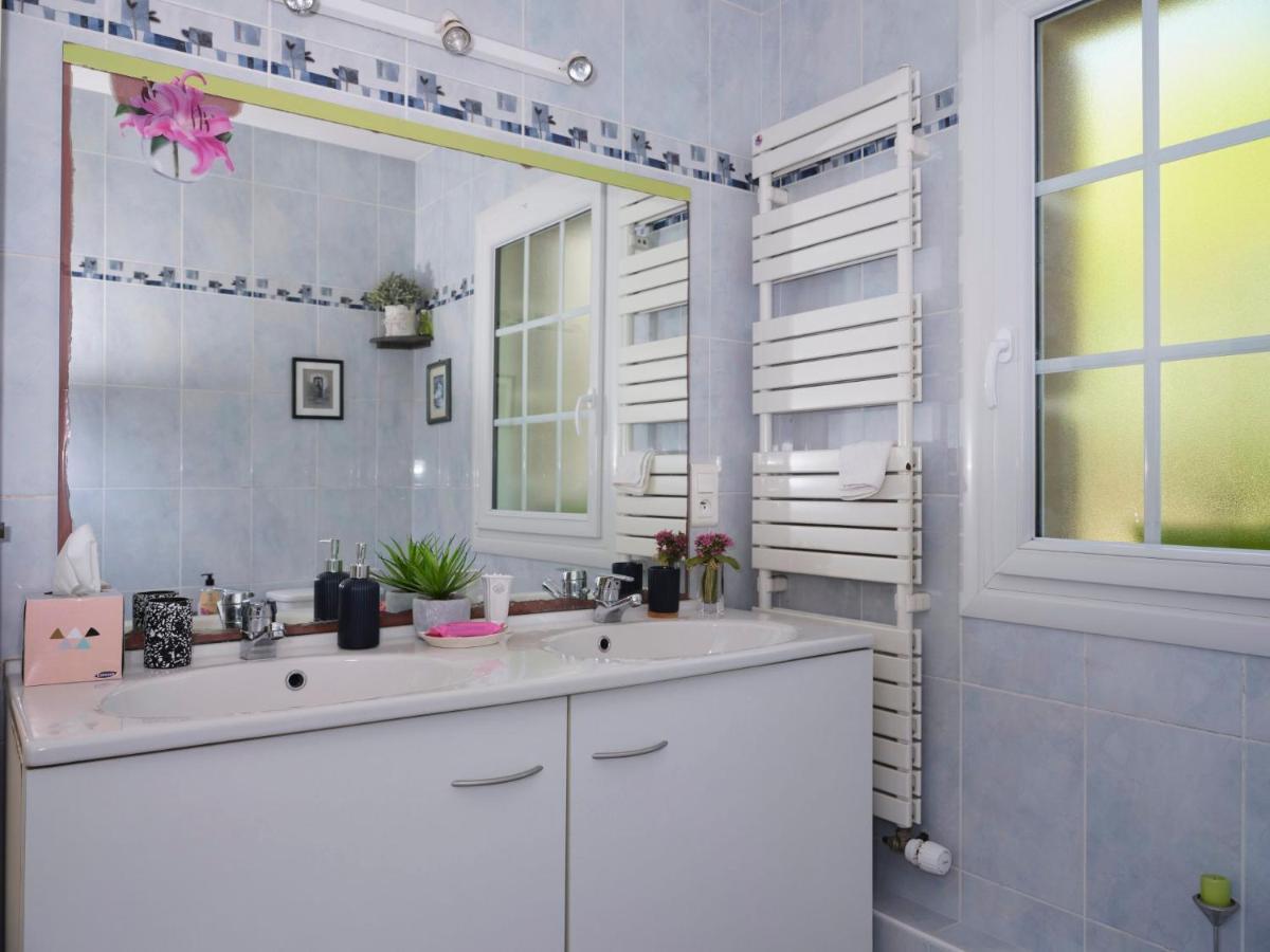 Les Roses Bed & Breakfast Santec Bagian luar foto