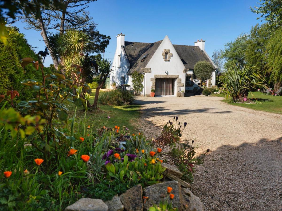 Les Roses Bed & Breakfast Santec Bagian luar foto